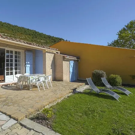 House Nearby The De Castillon Villa